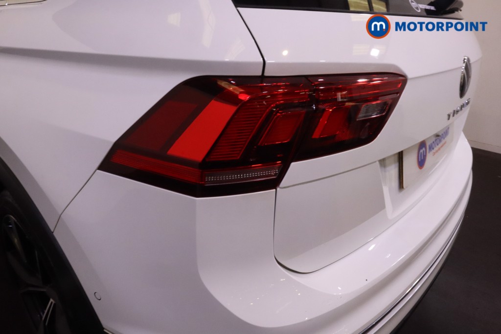 Volkswagen Tiguan R-Line Automatic Petrol SUV - Stock Number (1563464) - 23rd supplementary image