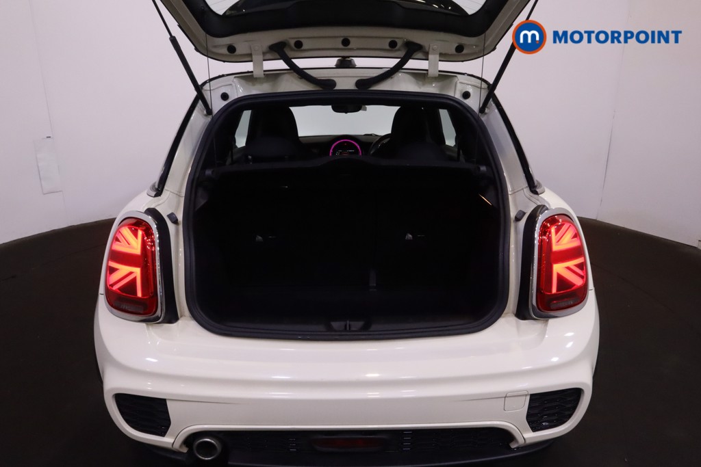 Mini Hatchback Cooper Sport Manual Petrol Hatchback - Stock Number (1563472) - 12th supplementary image