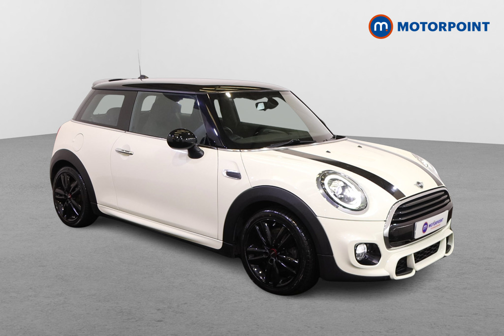 Mini Hatchback Cooper Sport Manual Petrol Hatchback - Stock Number (1563472) - Drivers side front corner