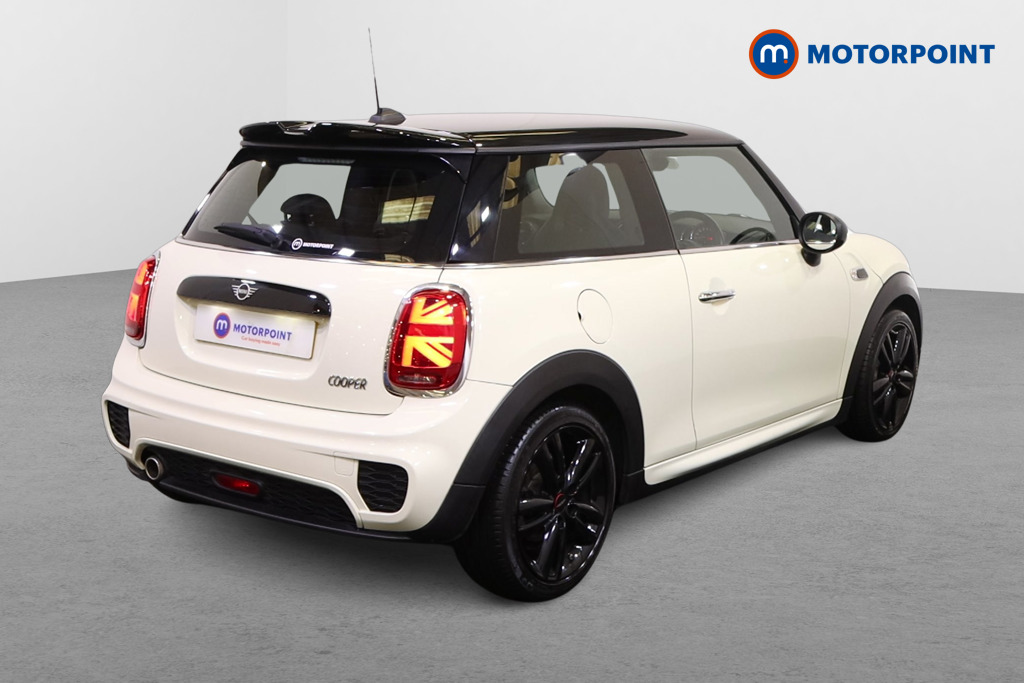 Mini Hatchback Cooper Sport Manual Petrol Hatchback - Stock Number (1563472) - Drivers side rear corner