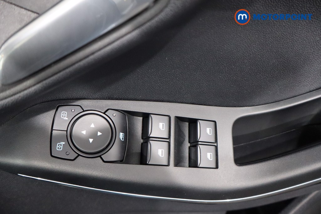 Ford Fiesta Titanium Manual Petrol-Electric Hybrid Hatchback - Stock Number (1563493) - 23rd supplementary image