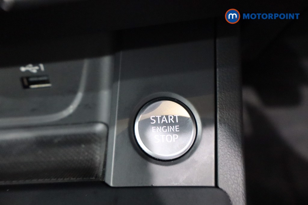 Audi A4 Technik Automatic Petrol Estate - Stock Number (1563547) - 13th supplementary image