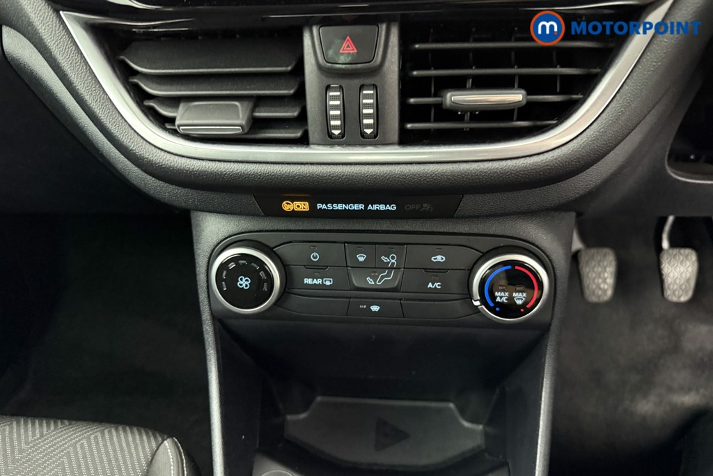 Ford Fiesta Trend Manual Petrol Hatchback - Stock Number (1563735) - 9th supplementary image