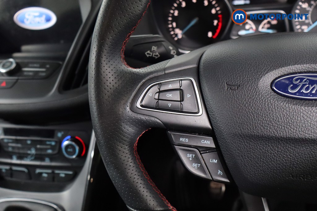 Ford Kuga St-Line Manual Petrol SUV - Stock Number (1547987) - 7th supplementary image