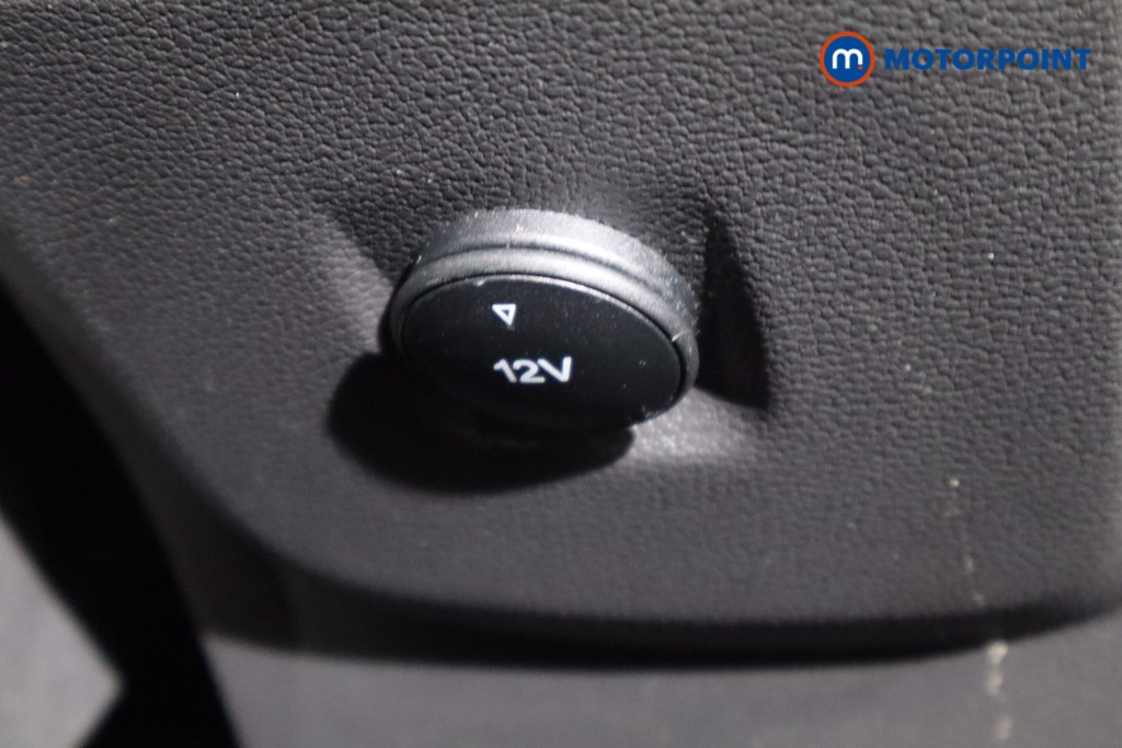 Ford Kuga St-Line Manual Petrol SUV - Stock Number (1547987) - 13th supplementary image