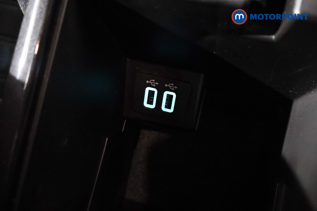 Ford Kuga St-Line Manual Petrol SUV - Stock Number (1547987) - 20th supplementary image