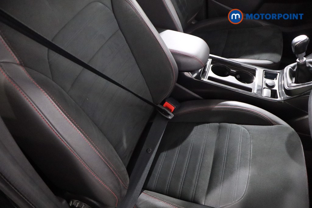 Ford Kuga St-Line Manual Petrol SUV - Stock Number (1547987) - 26th supplementary image