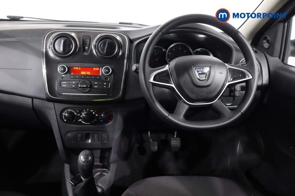 Dacia Sandero Stepway Essential Manual Diesel Hatchback - Stock Number (1561468) - 3rd supplementary image