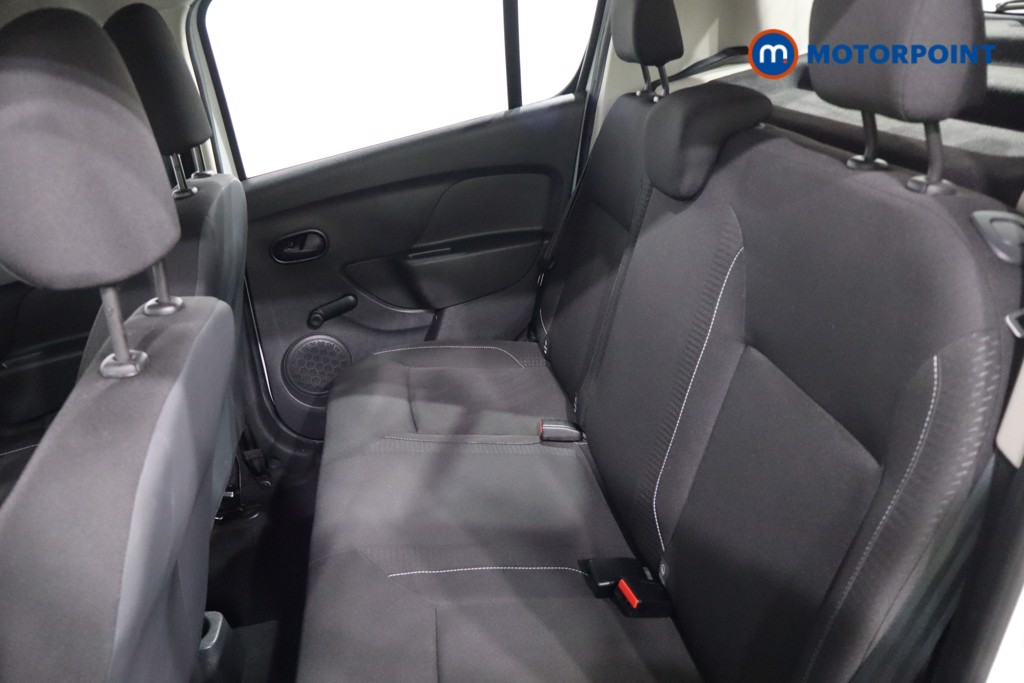 Dacia Sandero Stepway Essential Manual Diesel Hatchback - Stock Number (1561468) - 5th supplementary image