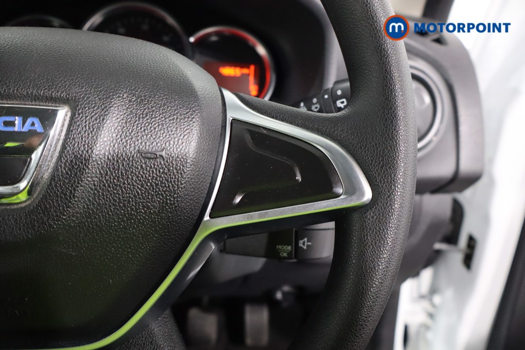 Dacia Sandero Stepway Essential Manual Diesel Hatchback - Stock Number (1561468) - 8th supplementary image