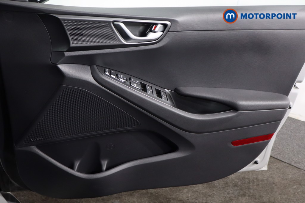 Hyundai Ioniq Premium Automatic Petrol-Electric Hybrid Hatchback - Stock Number (1561554) - 22nd supplementary image