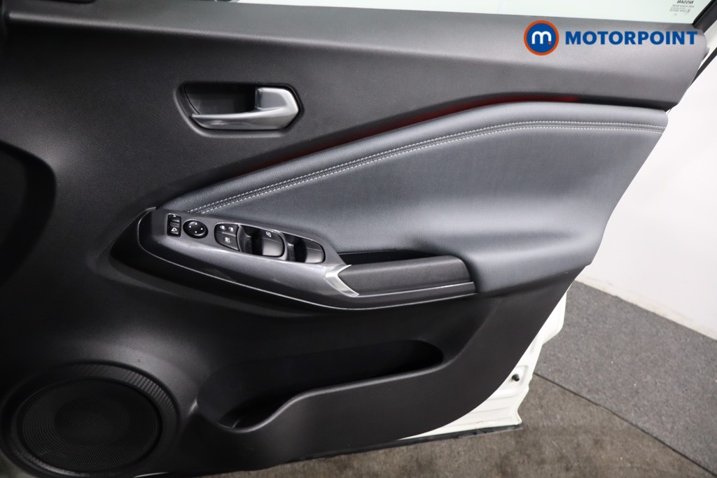 Nissan Juke Tekna Automatic Petrol SUV - Stock Number (1562020) - 23rd supplementary image