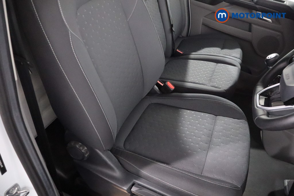 Ford Transit Custom Limited Manual Diesel Panel Van - Stock Number (1556940) - 23rd supplementary image