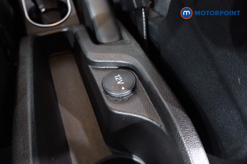 Ford B-Max Zetec Manual Petrol People Carrier - Stock Number (1559670) - 13th supplementary image