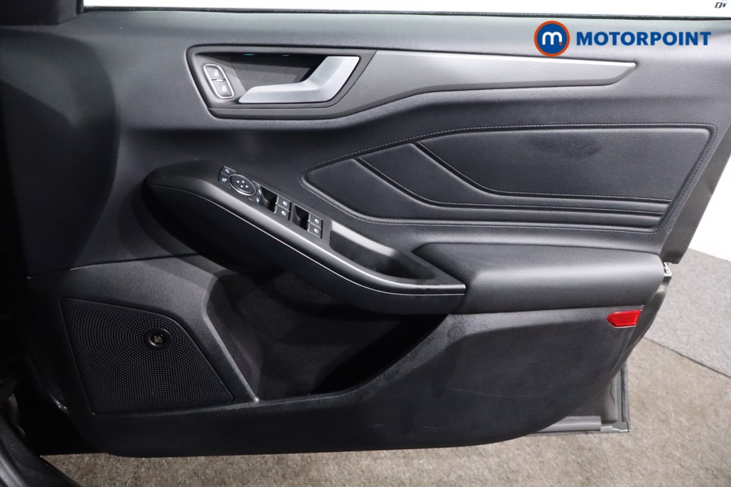 Ford Focus Titanium X Automatic Petrol Estate - Stock Number (1561543) - 23rd supplementary image
