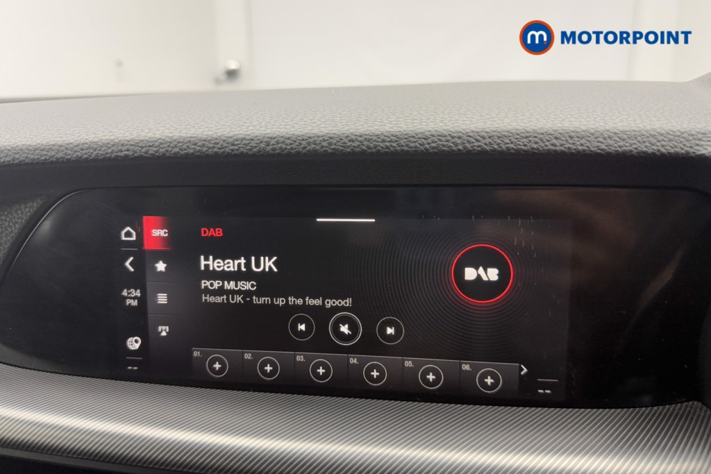 Alfa Romeo Stelvio Sprint Automatic Petrol SUV - Stock Number (1534442) - 5th supplementary image