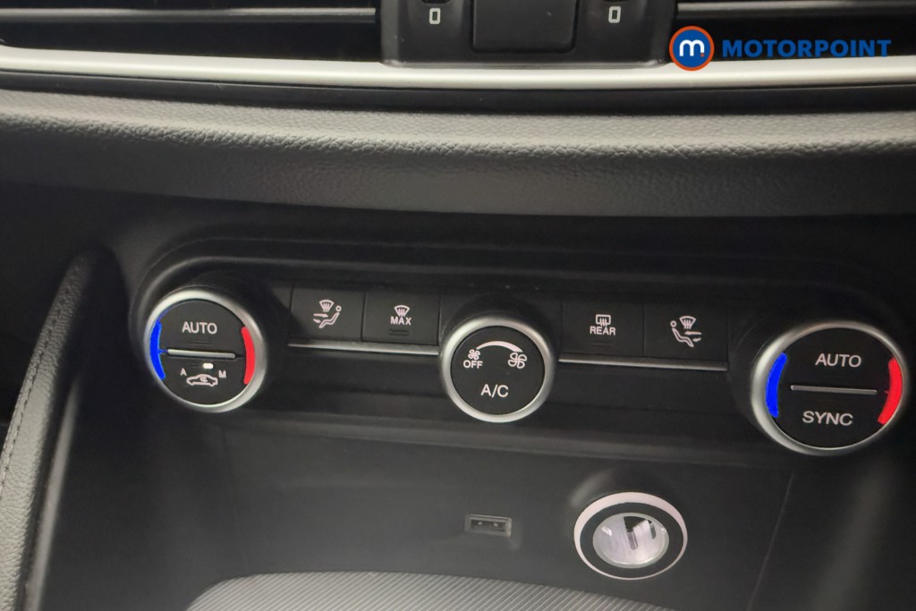 Alfa Romeo Stelvio Sprint Automatic Petrol SUV - Stock Number (1534442) - 7th supplementary image