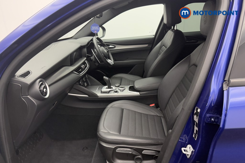 Alfa Romeo Stelvio Sprint Automatic Petrol SUV - Stock Number (1534442) - 1st supplementary image