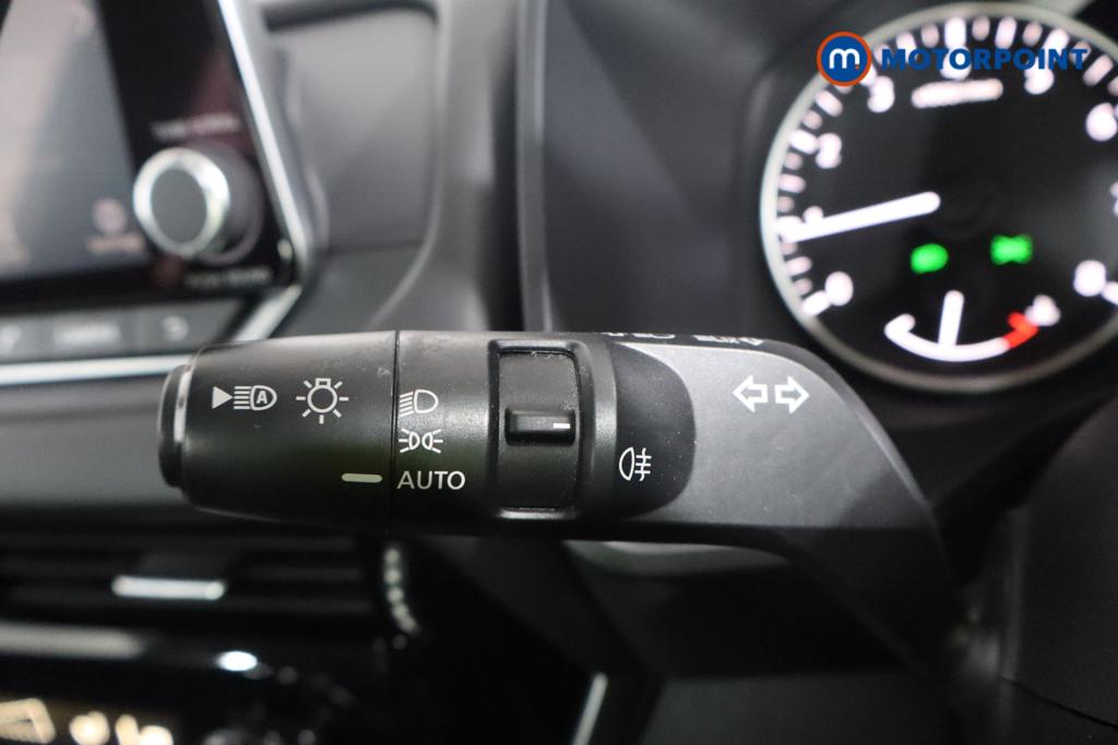 Nissan Qashqai Acenta Premium Manual Petrol SUV - Stock Number (1551354) - 9th supplementary image