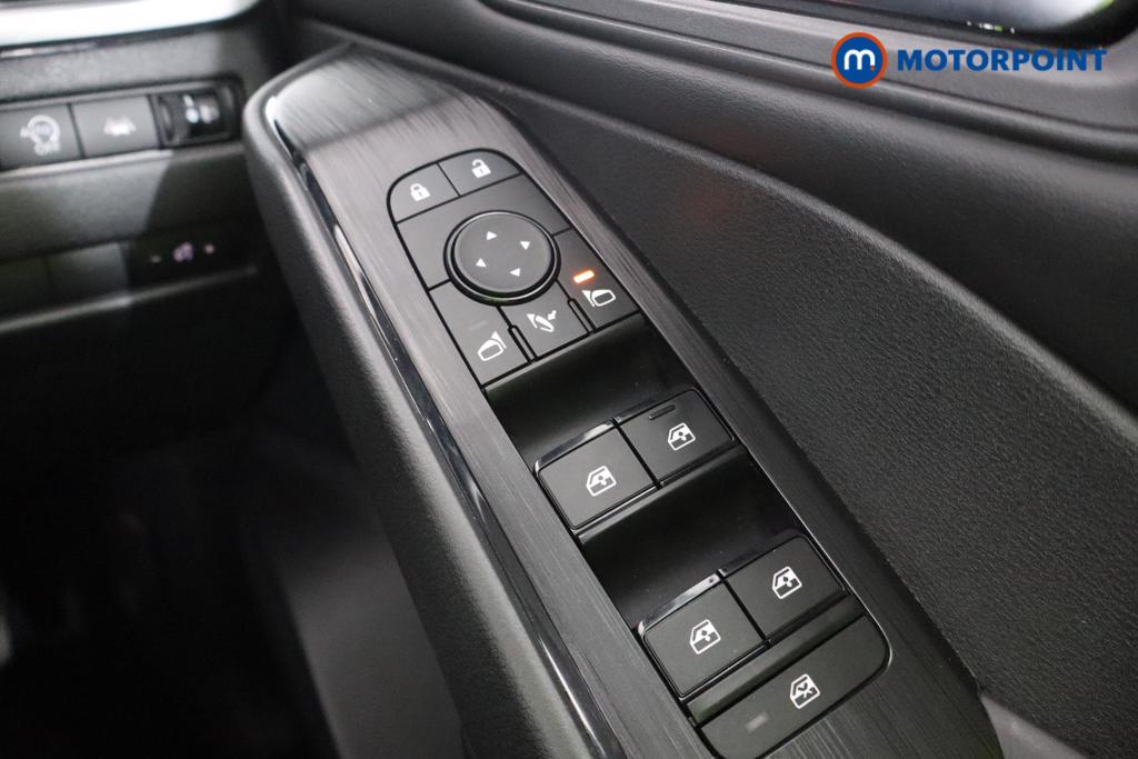 Nissan Qashqai Acenta Premium Manual Petrol SUV - Stock Number (1551354) - 12th supplementary image