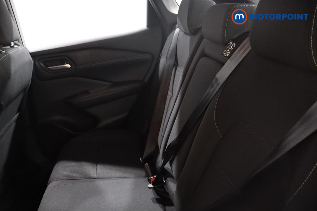 Nissan Qashqai Acenta Premium Manual Petrol SUV - Stock Number (1551354) - 16th supplementary image