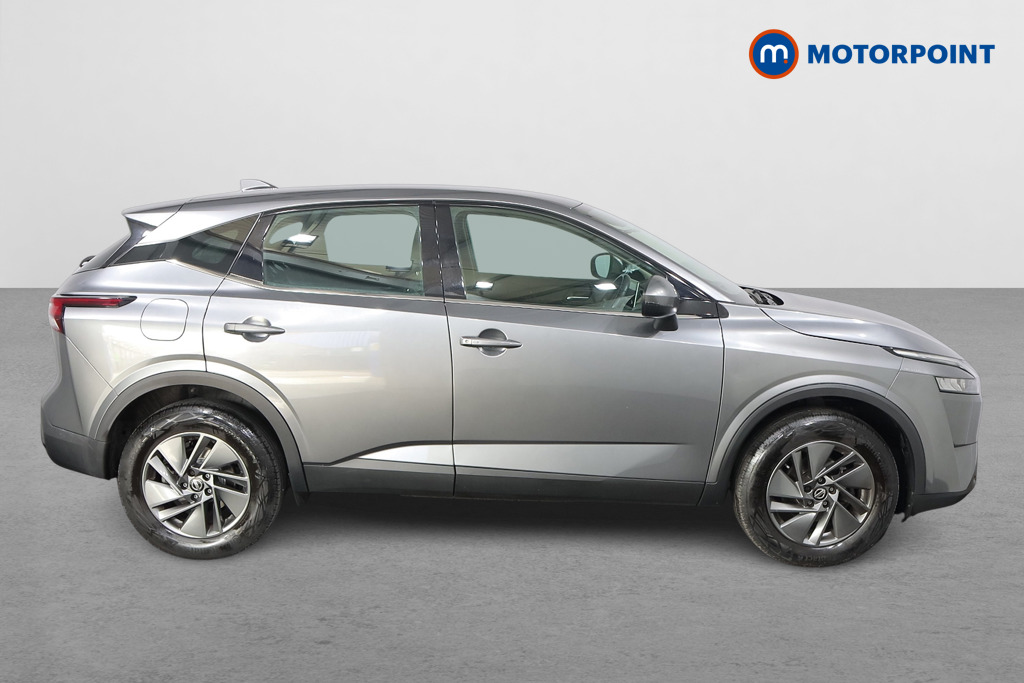 Nissan Qashqai Acenta Premium Manual Petrol SUV - Stock Number (1551354) - Drivers side