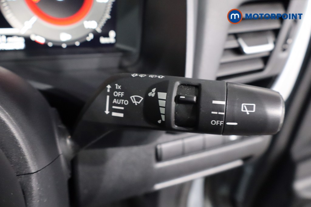 Nissan Qashqai N-Connecta Automatic Petrol-Electric Hybrid SUV - Stock Number (1552807) - 18th supplementary image