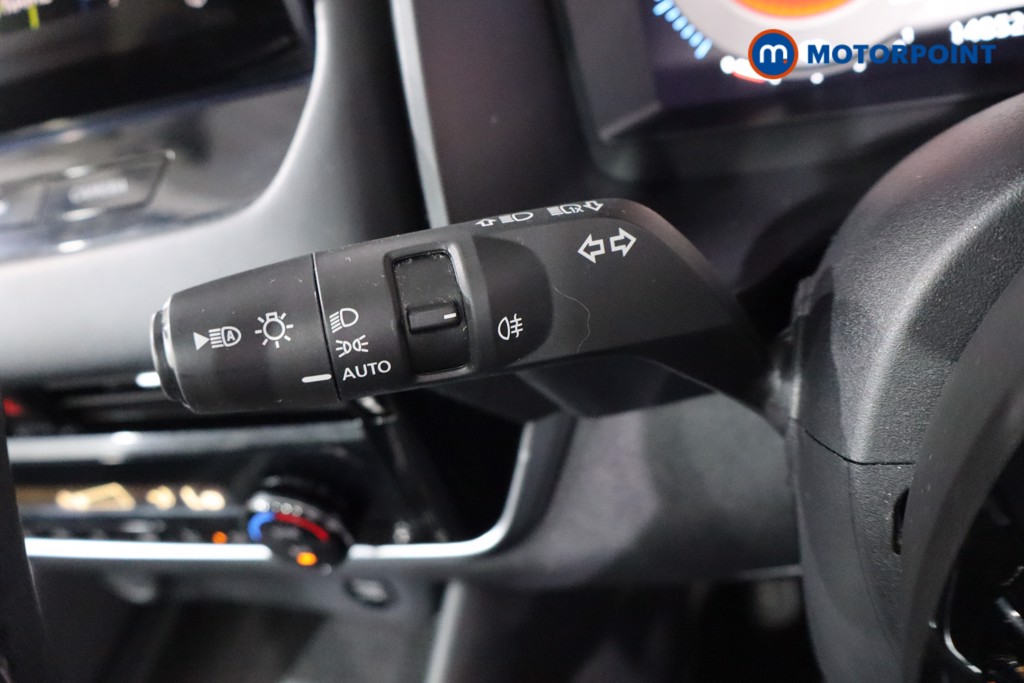 Nissan Qashqai N-Connecta Automatic Petrol-Electric Hybrid SUV - Stock Number (1552807) - 19th supplementary image