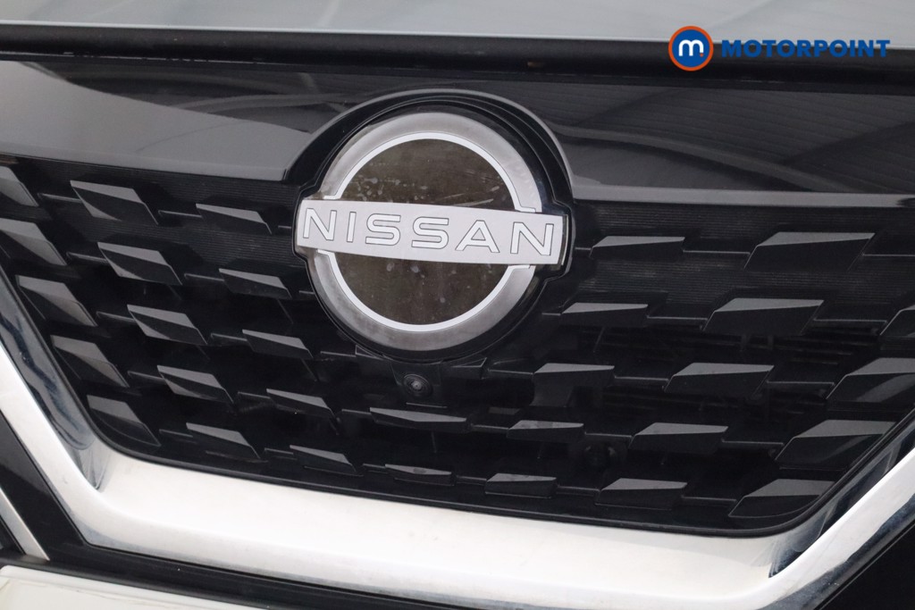 Nissan Qashqai N-Connecta Automatic Petrol-Electric Hybrid SUV - Stock Number (1552807) - 28th supplementary image