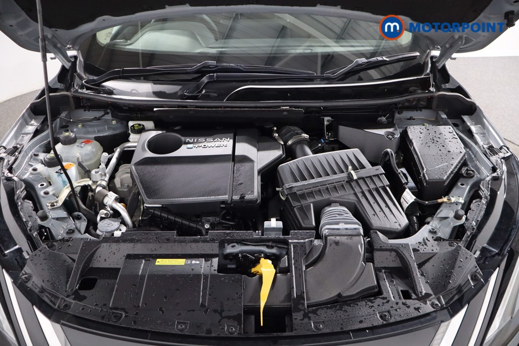 Nissan Qashqai N-Connecta Automatic Petrol-Electric Hybrid SUV - Stock Number (1552807) - 31st supplementary image