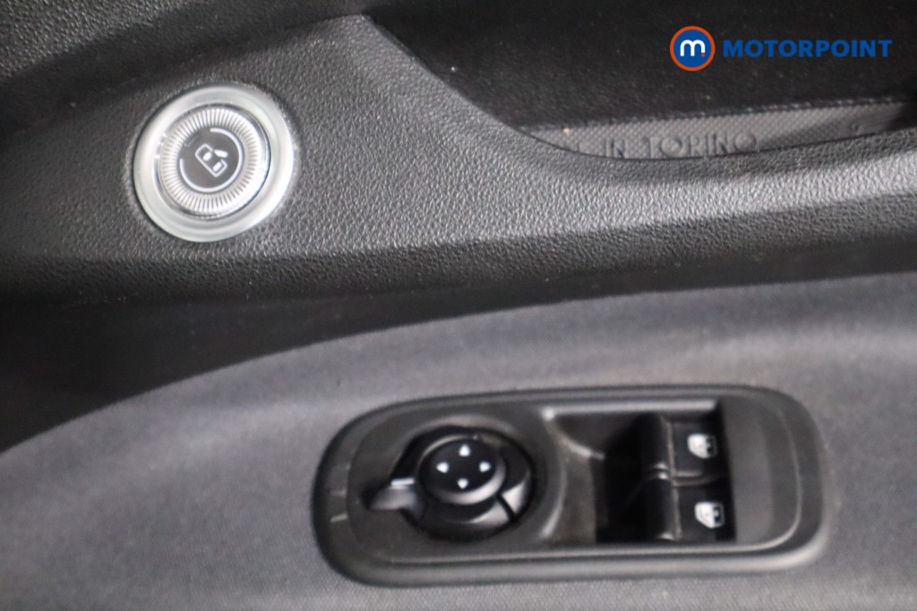 Fiat 500 Icon Automatic Electric Hatchback - Stock Number (1556150) - 23rd supplementary image