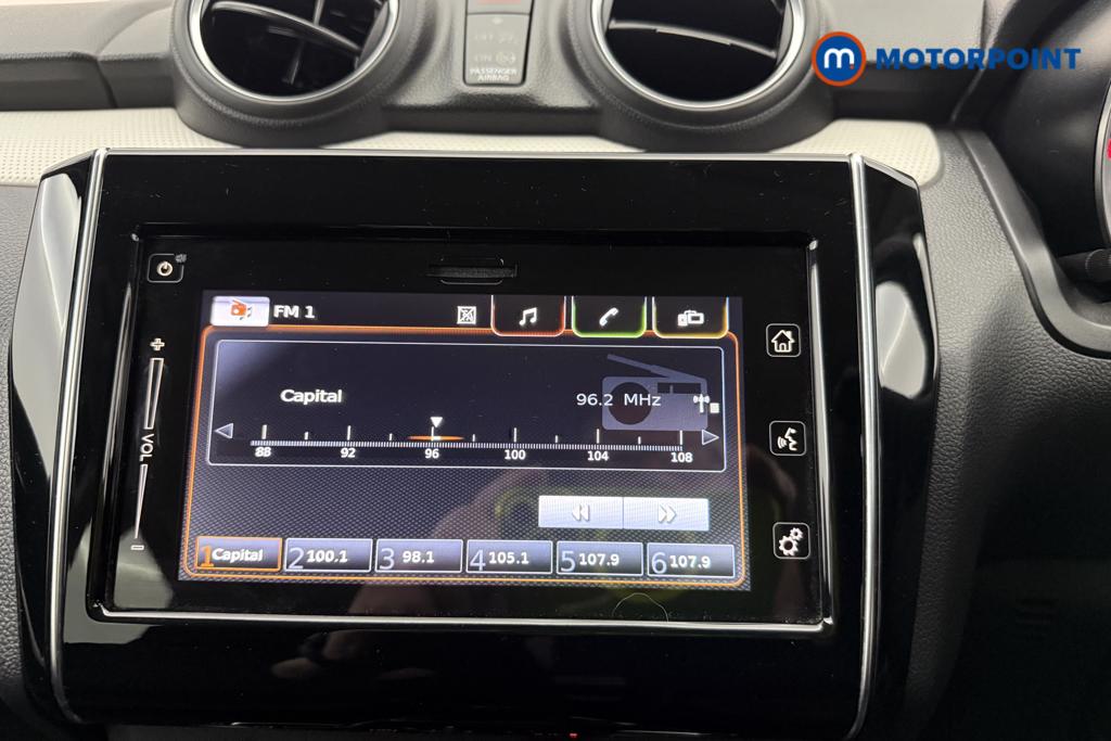 Suzuki Swift Attitude Manual Petrol Hatchback - Stock Number (1556585) - 2nd supplementary image