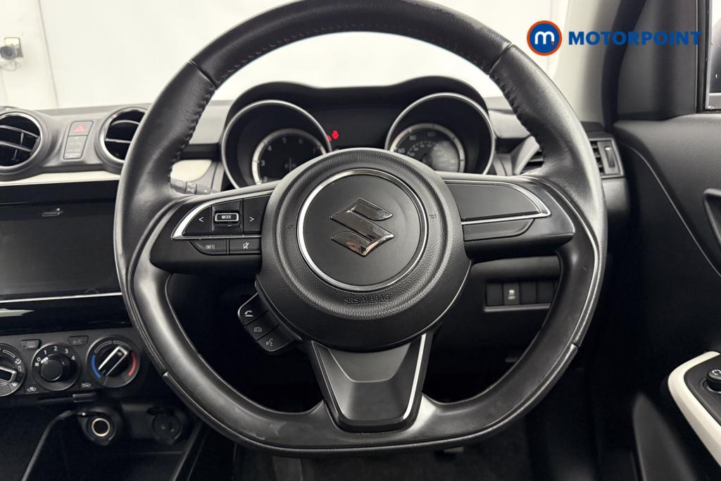 Suzuki Swift Attitude Manual Petrol Hatchback - Stock Number (1556585) - 4th supplementary image