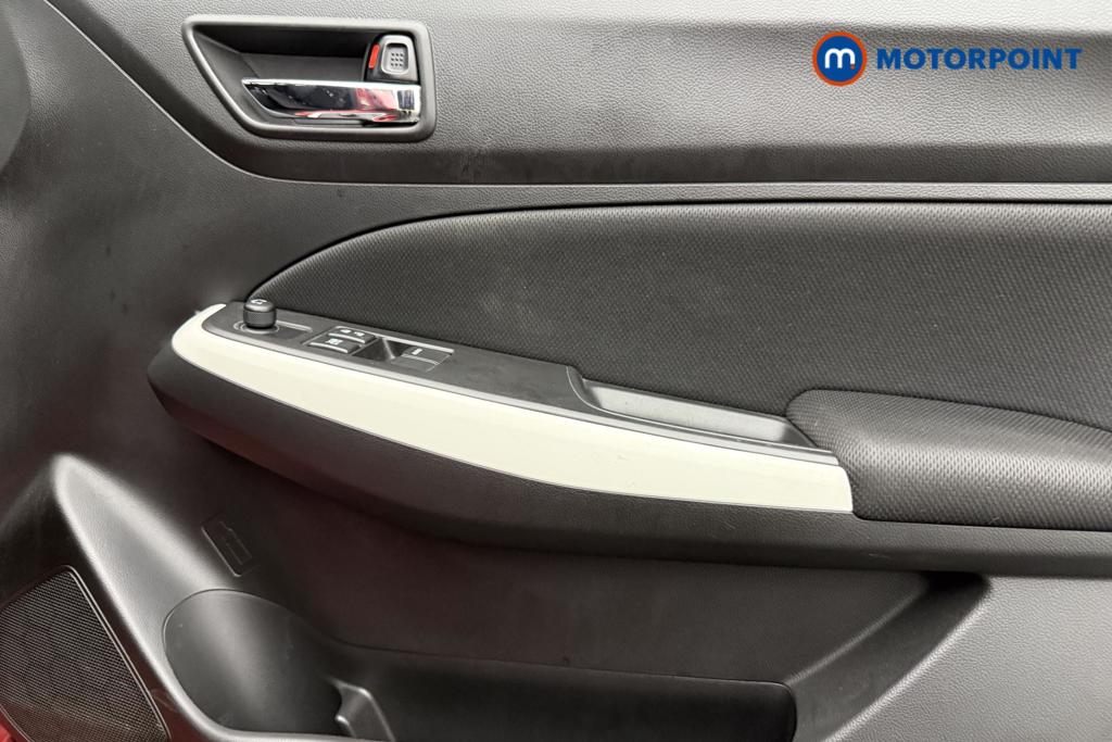 Suzuki Swift Attitude Manual Petrol Hatchback - Stock Number (1556585) - 16th supplementary image