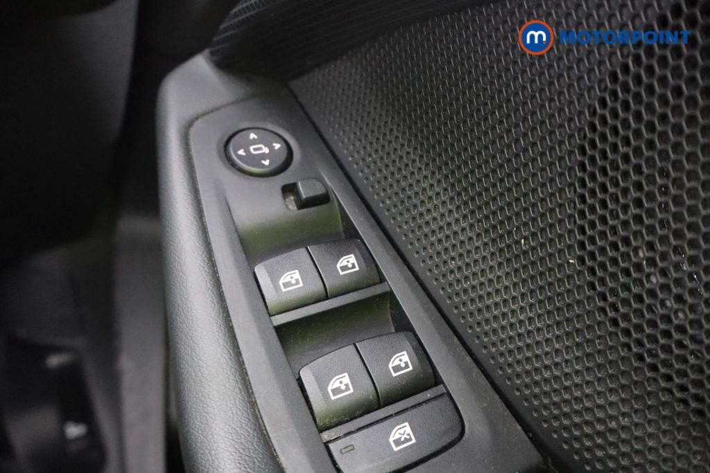 BMW 1 Series Sport Automatic Diesel Hatchback - Stock Number (1556729) - 11th supplementary image