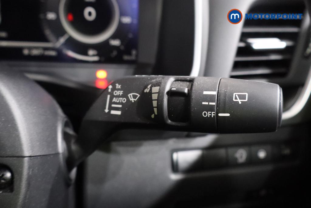 Nissan Qashqai N-Connecta Automatic Petrol SUV - Stock Number (1556741) - 10th supplementary image