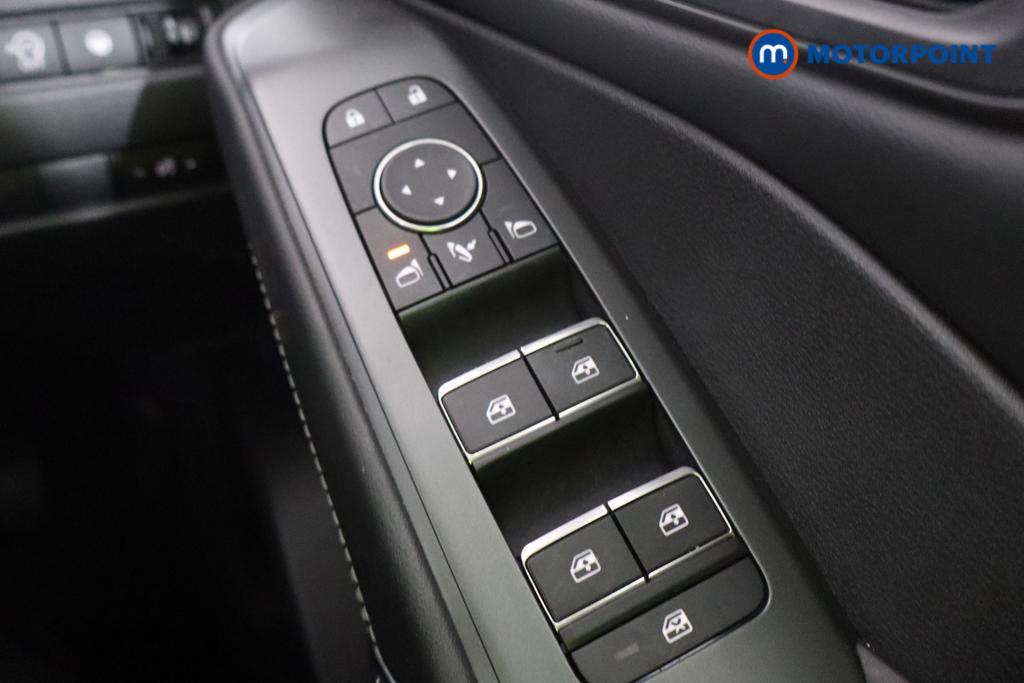 Nissan Qashqai N-Connecta Automatic Petrol SUV - Stock Number (1556741) - 12th supplementary image