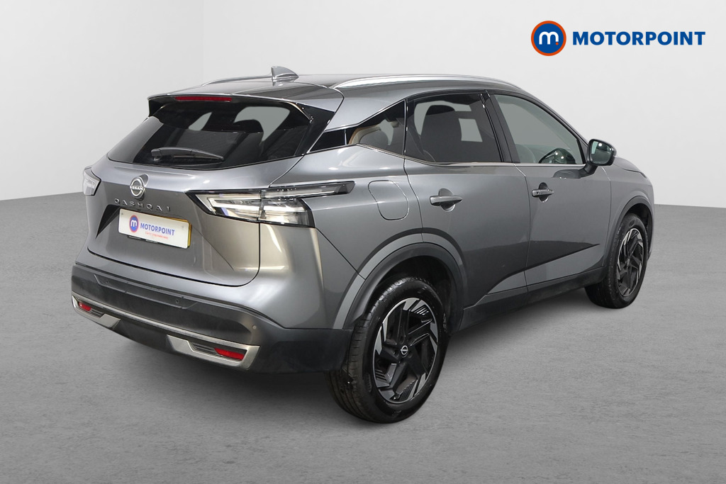 Nissan Qashqai N-Connecta Automatic Petrol SUV - Stock Number (1556741) - Drivers side rear corner