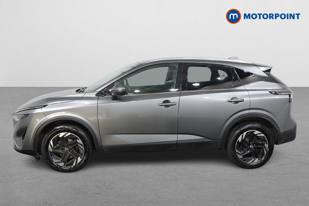 Nissan Qashqai N-Connecta Automatic Petrol SUV - Stock Number (1556741) - Passenger side