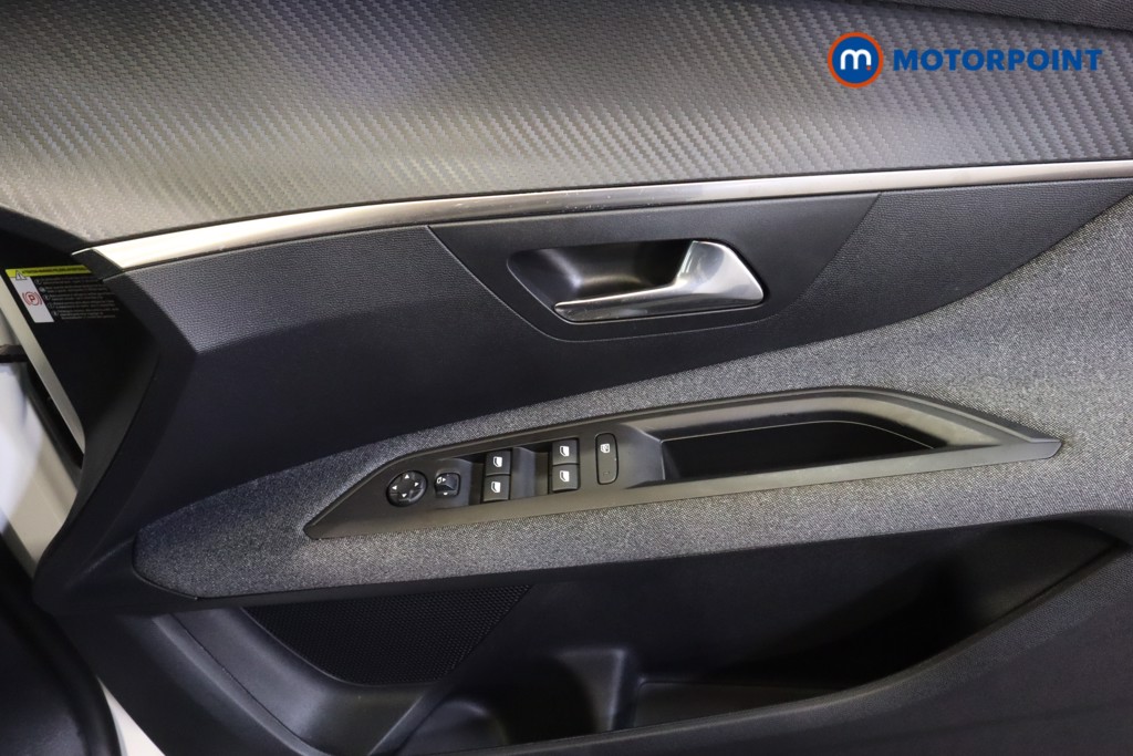 Peugeot 3008 Active Premium Manual Diesel SUV - Stock Number (1557356) - 7th supplementary image
