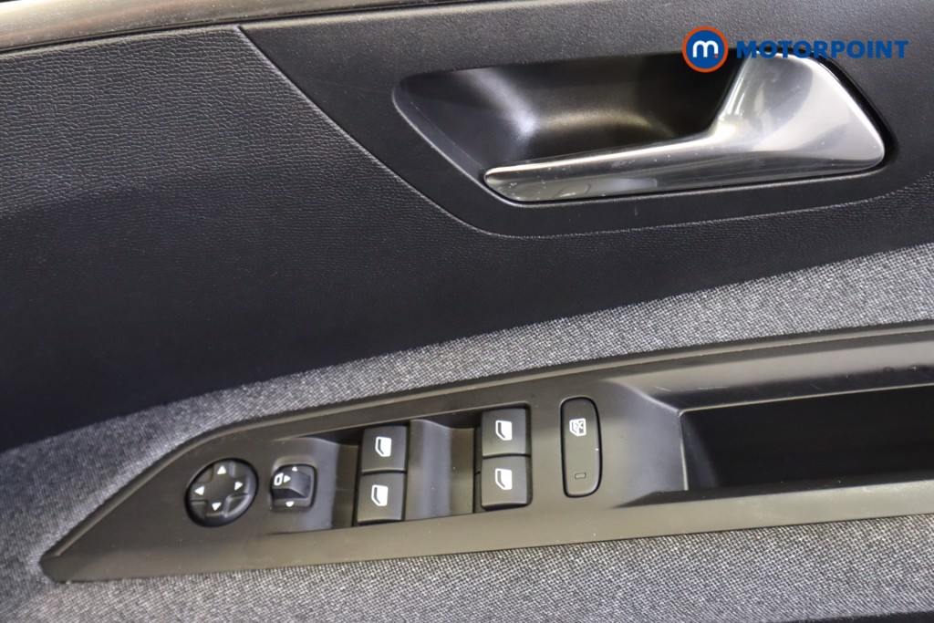 Peugeot 3008 Active Premium Manual Diesel SUV - Stock Number (1557356) - 8th supplementary image