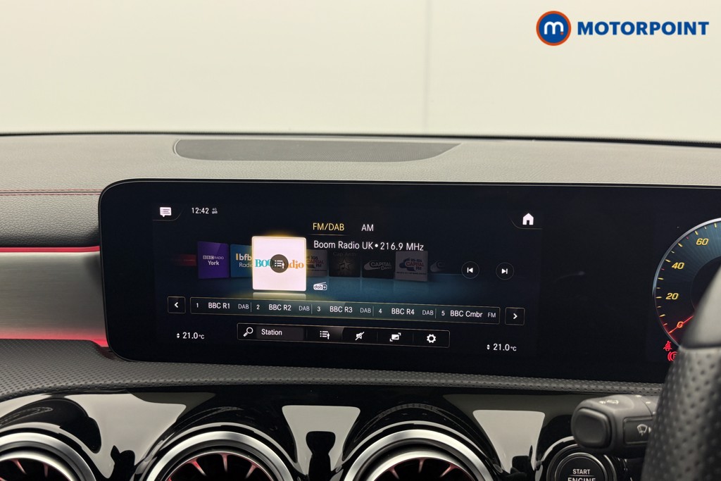 Mercedes-Benz CLA Amg Line Automatic Petrol Plug-In Hybrid Estate - Stock Number (1557426) - 6th supplementary image