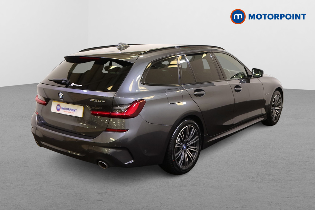BMW 3 Series M Sport Automatic Petrol Plug-In Hybrid Estate - Stock Number (1557834) - Drivers side rear corner