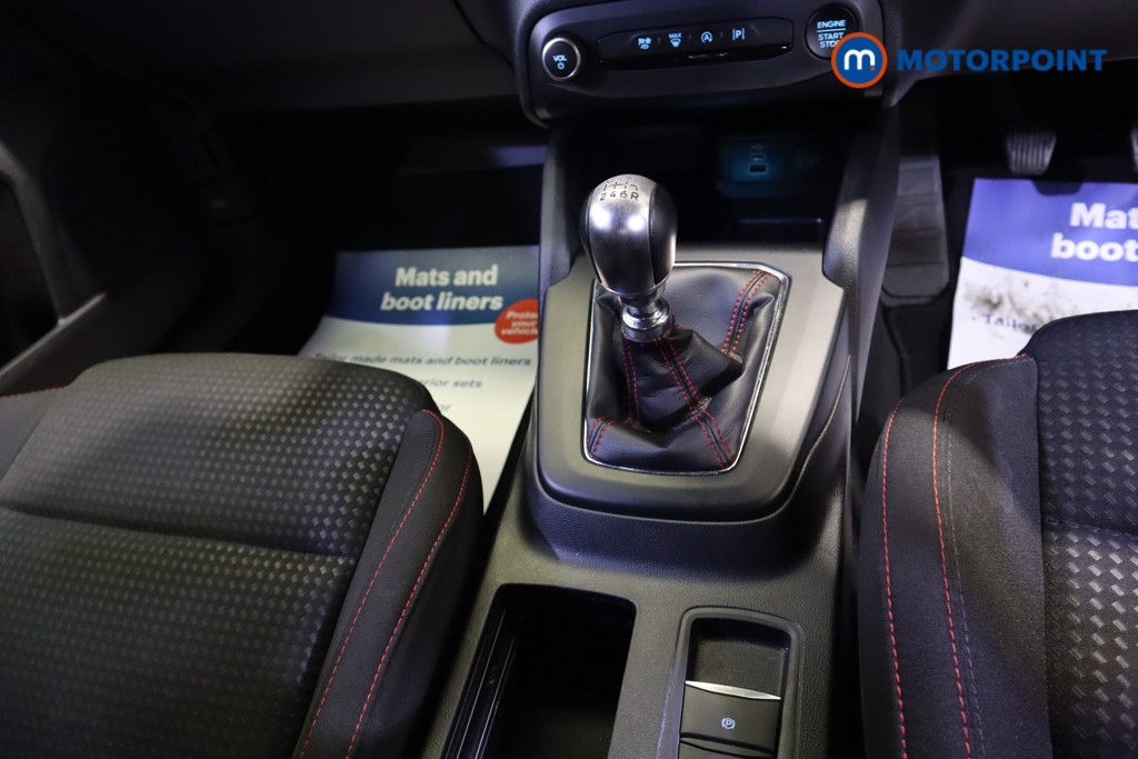 Ford Focus St-Line Edition Manual Petrol-Electric Hybrid Hatchback - Stock Number (1558489) - 6th supplementary image