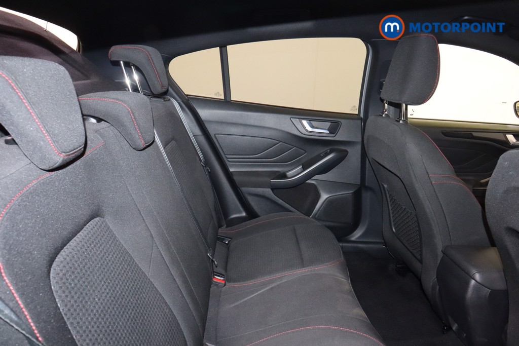 Ford Focus St-Line Edition Manual Petrol-Electric Hybrid Hatchback - Stock Number (1558489) - 14th supplementary image