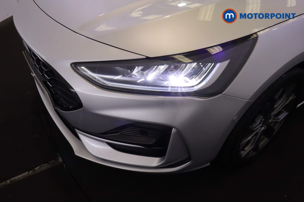 Ford Focus St-Line Edition Manual Petrol-Electric Hybrid Hatchback - Stock Number (1558489) - 21st supplementary image