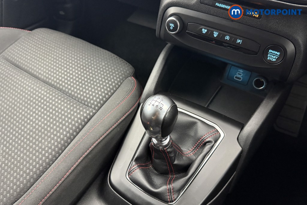 Ford Focus St-Line Manual Petrol Hatchback - Stock Number (1558521) - 6th supplementary image