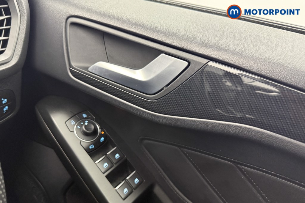 Ford Focus St-Line Manual Petrol Hatchback - Stock Number (1558521) - 13th supplementary image