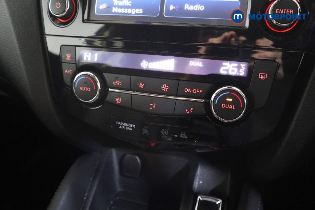 Nissan Qashqai N-Connecta Manual Diesel SUV - Stock Number (1559119) - 7th supplementary image