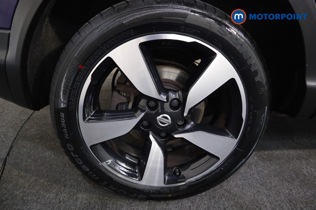 Nissan Qashqai N-Connecta Manual Diesel SUV - Stock Number (1559119) - 13th supplementary image